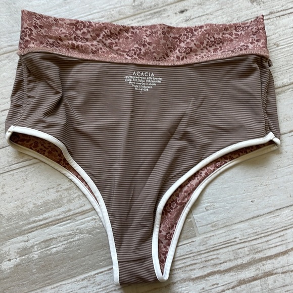 Acacia Olive bottom - Picture 2 of 3